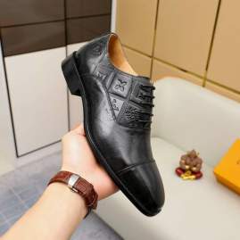 Picture of Louis Vuitton Shoes _SKULVsz38-452Cn060413775